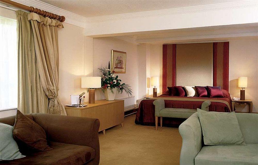 Clayton Hotel Silver Springs Корк Стая снимка