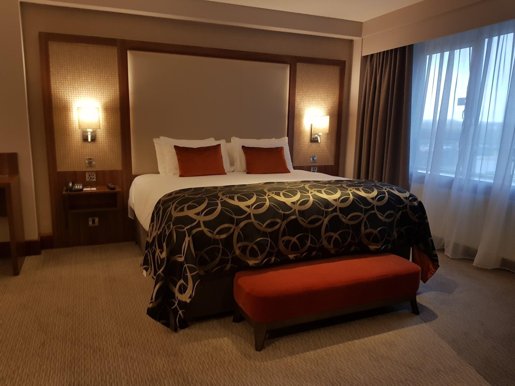 Clayton Hotel Silver Springs Корк Екстериор снимка